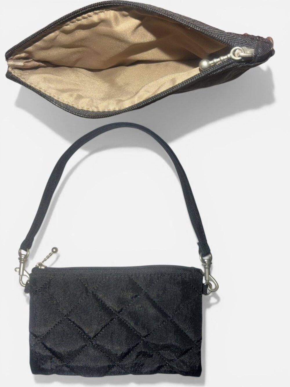 Baggallini Large Quilted Travel Duffle Black Nylon 3 Compartment Tote Wristlet - Picture 9 of 10